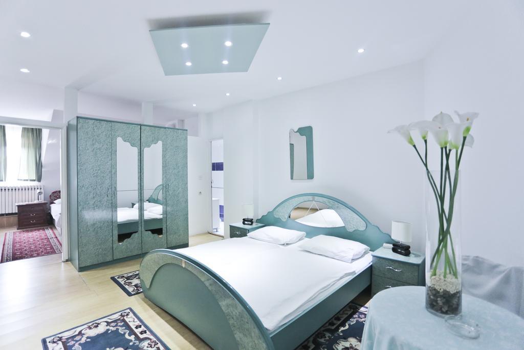Hotel Martini Zagreb Hotel And Restaurant Sesvete Rum bild